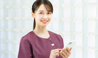 定期的に実施されている職場向けヨガ