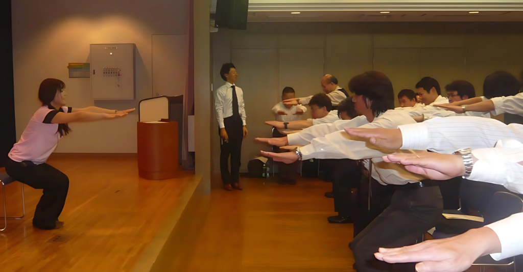 社内イベントとして行われるヨガプログラム