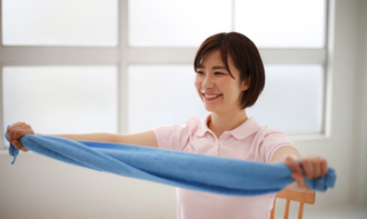 社内イベントとして行われるヨガの様子