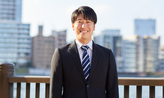 継続的な健康経営の取り組みとしてのヨガ