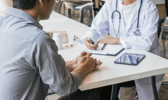 健康経営優良法人の認定取得を目指す企業向けヨガ施策