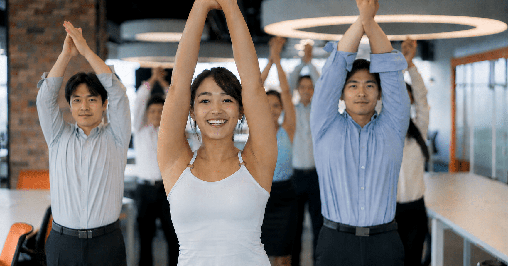 健康経営を目的としたオフィスでの社員向けストレッチ